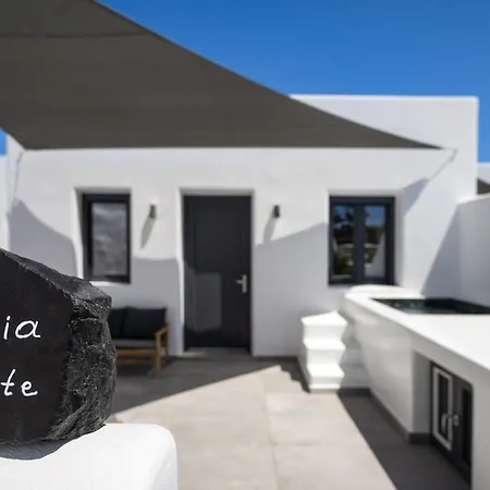 Terra Vecchia Bed & Breakfast 4*