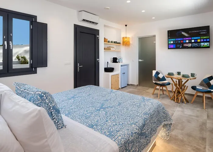 Terra Vecchia Fira (Santorini)